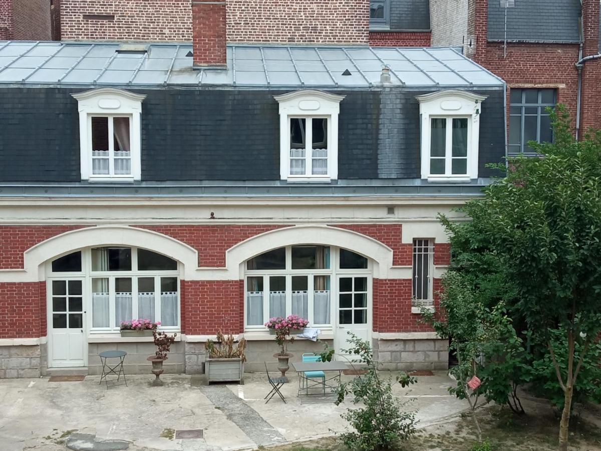 Au Pied Du Beffroi Apartment Арас Екстериор снимка
